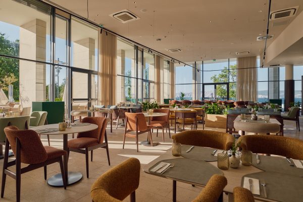Movenpick galerija 9